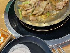 -猪啊牛呀羊啊铜盘烤肉(正大广场店)