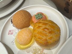 -来龙宴龙文化博物餐厅(假日广场店)