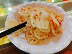 -金杨拉面王小吃面馆·牛三宝面·红烧牛肉粉