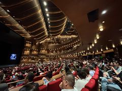 -交通银行前滩31演艺中心