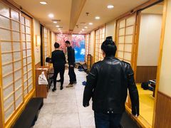 -青瓦餐厅·生鱼片·韩园烤肉(西塔店)