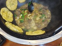 -曹丞相·地锅鸡·地锅鱼(武林店)