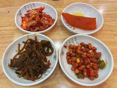 -牛信亭韩国料理·炭火烤肉(紫藤路店)