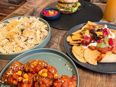 -HIGH FIVE哈福手工汉堡(桂林路店)