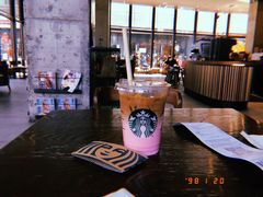 -星巴克臻选(惠州华贸天地1楼店)