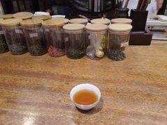 -浅深休闲酒店-停车场