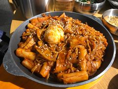 炒年糕-姜虎东白丁烤肉(恒隆广场店)