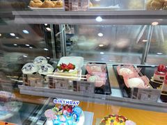 面包甜点陈列柜-长乐饼屋(荔湾店)