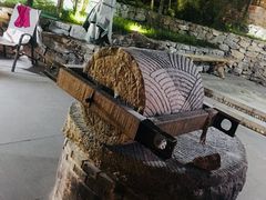 -百里峡七彩艺术小镇