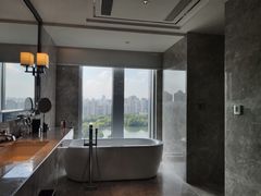 -上海宝华万豪酒店