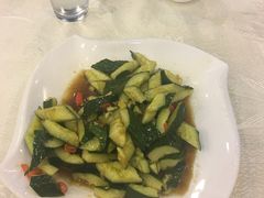 -新一家农家菜(华景新城店)
