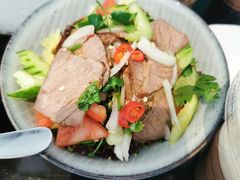 香辣牛肉沙拉-URBAN SOI Thai Kitchen乐泰料理(长乐路店)