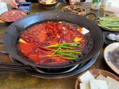 -黄潇洒老火锅(九眼桥宏济巷店)