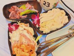 -鲜入围煮花胶鸡海鲜火锅