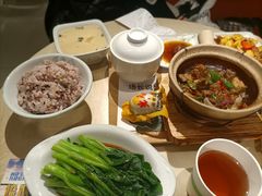 -老乡鸡(上海白玉兰广场店)
