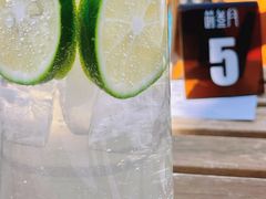 青柠茉莉气泡水-前叁門