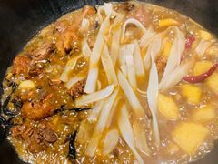 -万里闯关东铁锅炖菜馆(高新旗舰店)