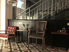 -拖板鞋咖啡旅行酒店(春熙路地铁站店)