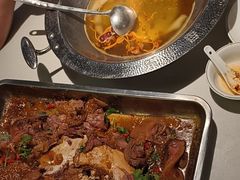 -老王全牛宴·鲜牛肉牛杂火锅(总店)