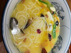 -芸南道·过桥米线(昆明老街旗舰店)