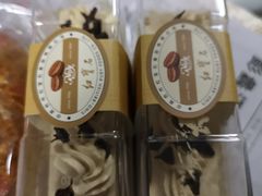 -红宝石·鲜奶小方(万航店)