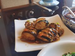 -喜乐餐厅•灯笼虾球首创者•本地小海鲜(二马路店)