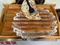 -邵建华师傅梅菜扣肉饼(麓山总店)