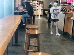 大堂-星巴克(天津滨海国际机场1店)