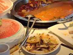 -茅草房·河畔园林火锅