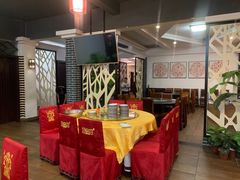 -东方之猪四更烤乳猪(金垦总店)