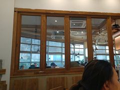 -蜜桃餐厅·伴山(湖滨商业街店)