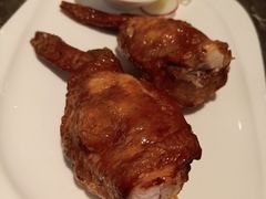 鲜虾胶酿脆皮鸡翅-港丽餐厅(高德置地店)