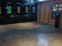 -CGV星星影城(颐堤港ScreenX店)