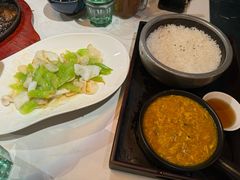 -荟廷·晶萃(陆家嘴尚悦湾店)