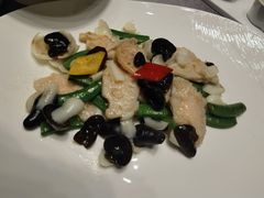 -骏莱海鲜鱼港(五角场店)