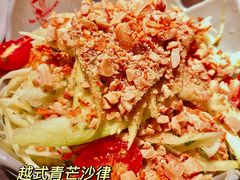 -大头虾越式风味餐厅(光明广场店)