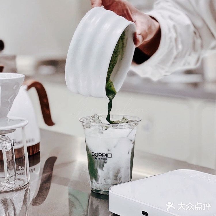 广州探店|来太空舱玩玩喵汪星人&叹咖啡