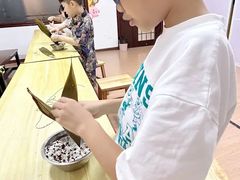 -童学馆-文学·礼仪·思维·口才·自信表达·独立专注(爱琴海购物公园店)