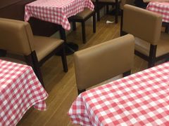 -红宝石·鲜奶小方·海派西点房(浦三店)