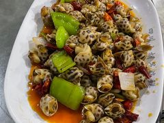 -四川小胡子海鲜(丁村万人海鲜广场店)