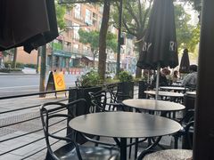 -81BAKERY(大学路店)