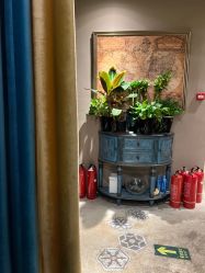 -影博莎美容美发形象设计中心