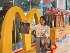 -麦当劳(假日广场店)