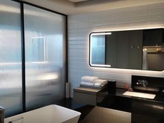 -广州天河希尔顿酒店