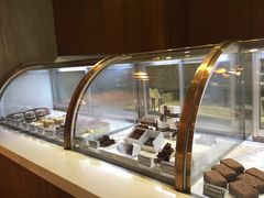 自助取餐区-Awfully Chocolate(来福士广场店)