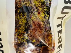 迪拜巧克力碱水结-BUTTERFUL&CREAMOROUS 黄油与面包(三里屯太古里店)