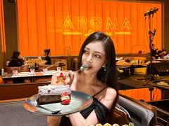-洛缦音乐餐厅(工业展览馆万象城店)
