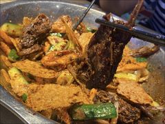 -嘎嘎鸭下巴·爆辣干锅(明教寺店)