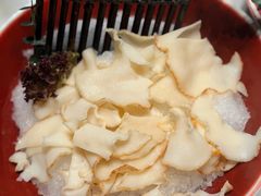 -红鼎豆捞·专注品质海鲜20年(宝丰路店)