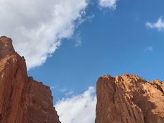 -天山神秘大峡谷